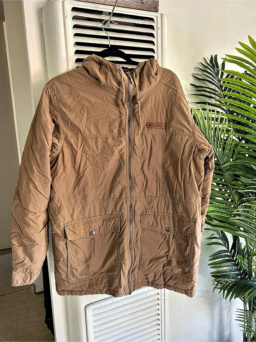 Columbia Hooded Lightweight Jacket in Brown Size Large